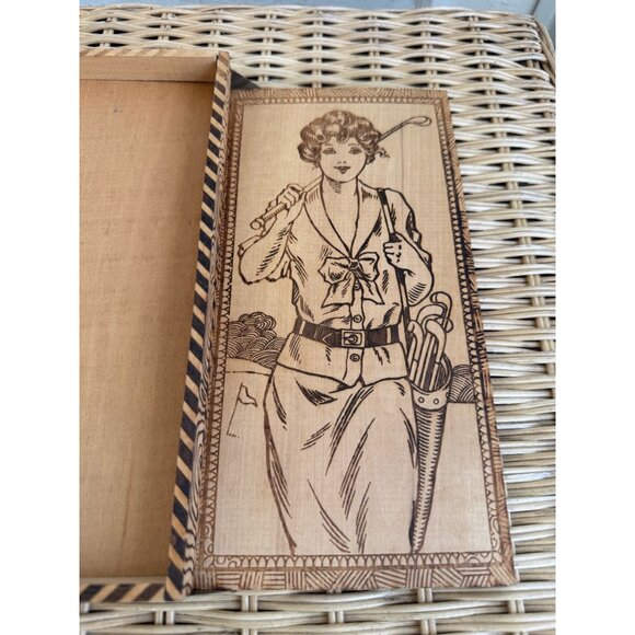 Antique 20's Pyrography Flemish Art Lady Golfer Handkerchief/Gloves Wood Box - Picture 10 of 12